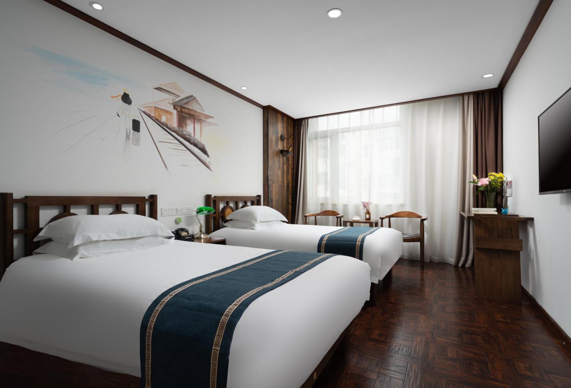 Nostalgia Hotel Near Tianjin Polar Ocean Word- Tianjin Fonte Joy World, 10 Minutes Drive Away From Tianjin Tanggu High-Speed Railway Station, Free Ice-Cream, Mineral Water, Snacks And Laundry Service, English Communication Well Ngoại thất bức ảnh