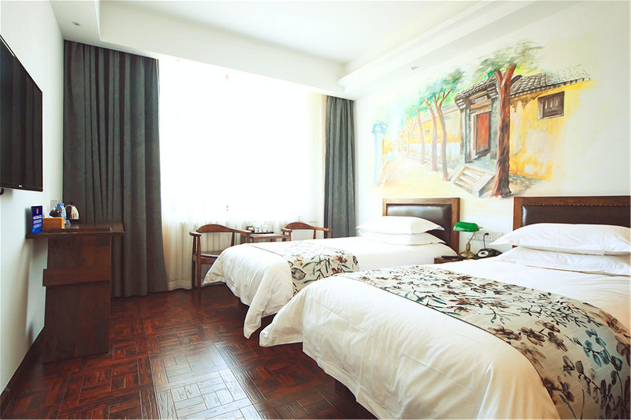 Nostalgia Hotel Near Tianjin Polar Ocean Word- Tianjin Fonte Joy World, 10 Minutes Drive Away From Tianjin Tanggu High-Speed Railway Station, Free Ice-Cream, Mineral Water, Snacks And Laundry Service, English Communication Well Ngoại thất bức ảnh
