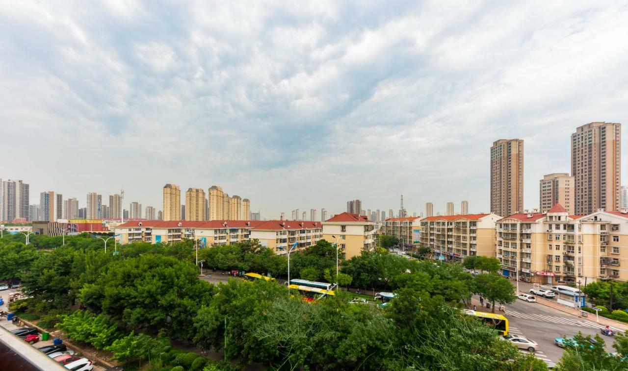 Nostalgia Hotel Near Tianjin Polar Ocean Word- Tianjin Fonte Joy World, 10 Minutes Drive Away From Tianjin Tanggu High-Speed Railway Station, Free Ice-Cream, Mineral Water, Snacks And Laundry Service, English Communication Well Ngoại thất bức ảnh